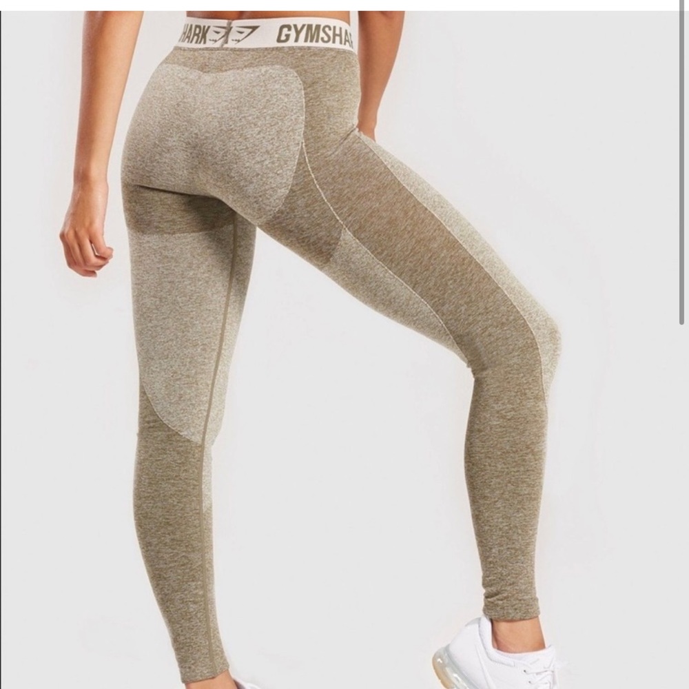 Gymshark Flex Leggings - Green/Khaki/Sand